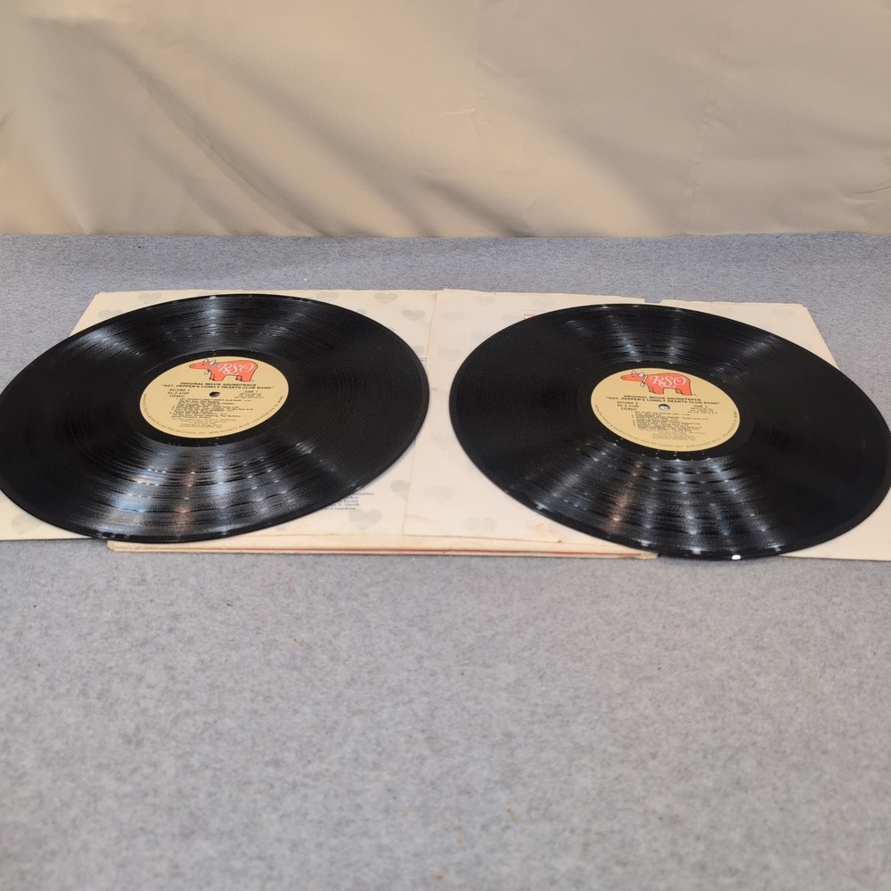 Sgt Peppers Lonely Hearts Club Band Movie Soundtrack 2LP Peter Frampton Bee Gees - Picture 7 of 9